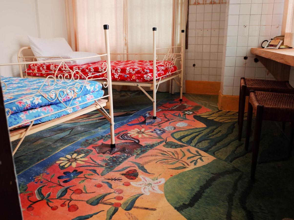 Neat Hostel Tainan Værelse billede