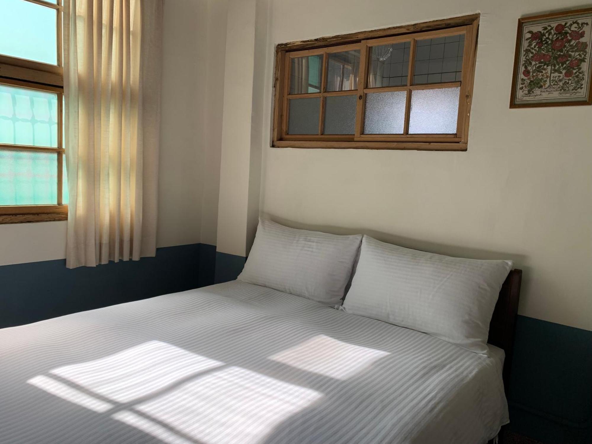 Neat Hostel Tainan Eksteriør billede