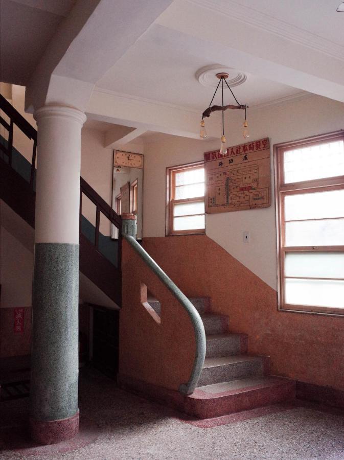 Neat Hostel Tainan Eksteriør billede